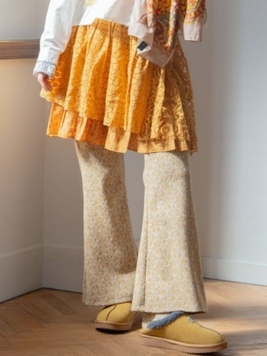 フィオロマパンツ