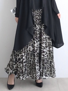 アニマルプリーツマキシスカート