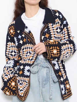 綿混クロシェ編みモチーフ襟付カーディガン