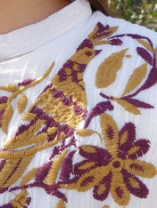オトミナ刺繍シャツ