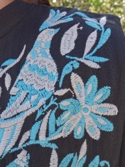 オトミナ刺繍シャツ
