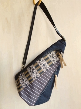 コマリユワンショルダー