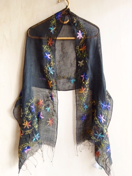 シルク混花の刺繍ストール