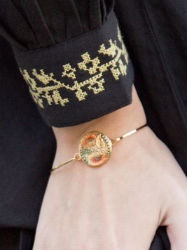 チェコボタンリアゴールド18ブレス