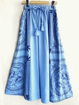 マナリカデニムスカート