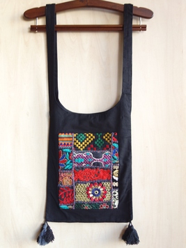 カンバディアパッチ ノットハンドルバッグ