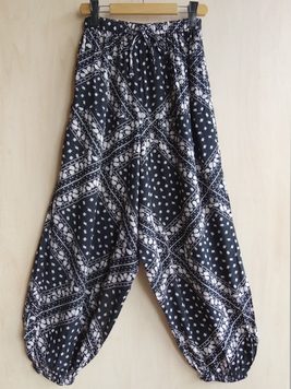 アソートクレープアラジンパンツ