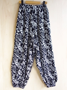 アソートクレープアラジンパンツ