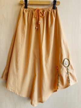 花のクロシェひし形のスカート