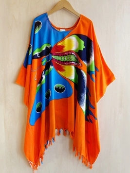 蝶デカポンチョチュニック