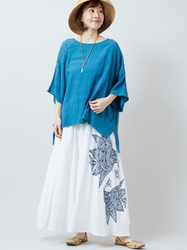 スキナドパンツ