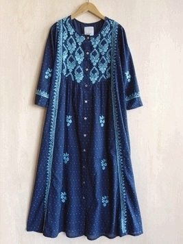 ヌール刺繍ワンピース