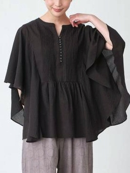 多ボタン×ピンタックバタフライ袖ブラウス