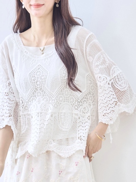 コットンのクロシェレースプルオーバー