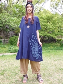 オオキナハナ刺繍ワンピース