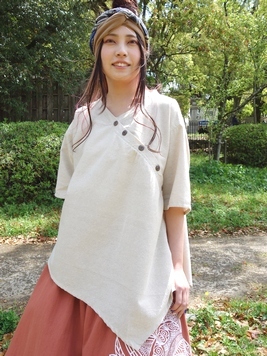ななめボタンアシメTOP
