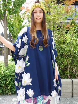 艶美木蓮TOP