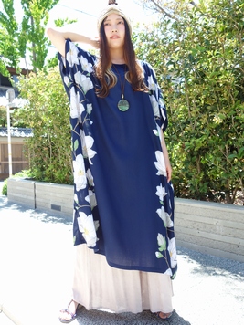 艶美木蓮ワンピース