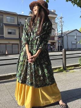 ユルハシゴさえずりワンピース