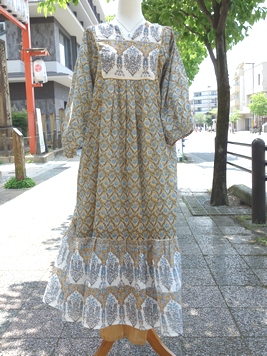 ブロックエンブコットンワンピース