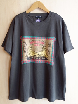 マッチ香背中刺繍Tシャツ