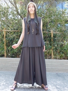 接触冷感タックワイドパンツ