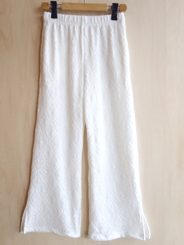 ピピルパンツ