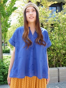 コットンスラブスキッパー立体刺繍ブラウス