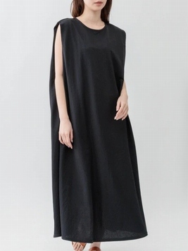 接触冷感ショルダータックワンピース