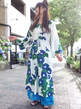 容花ならいワンピース