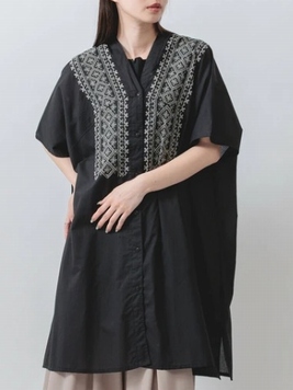 ジオメ刺繍前開きチュニックブラウス