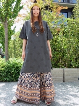 綿麻プラム刺繍チュニックワンピース