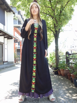 ジグエンブ刺繍ワンピース