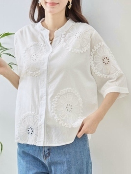 サークルフラワー刺繍スタンドカラーシャツ