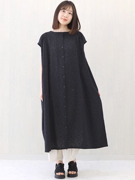 クレマチス刺繍コットンワンピース