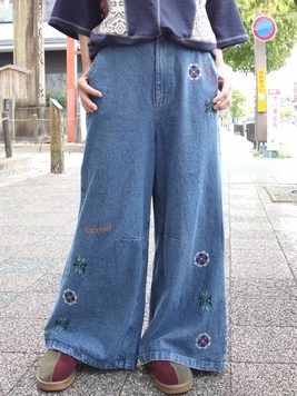 ディルバル刺繍パンツ