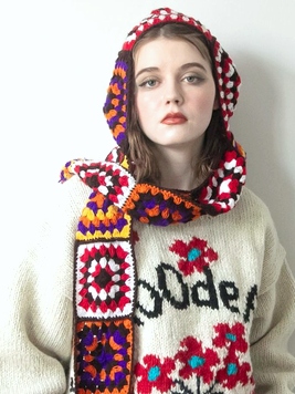 クロシアマフラー付きキャップ