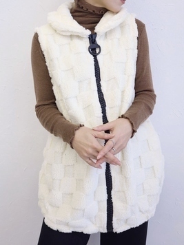 モコボアベスト