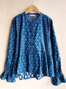 ブーケブラウス